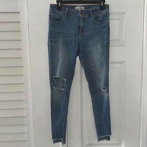 DL 1961 Florence Instasculpt Cropped Jeans 28 Step Hem